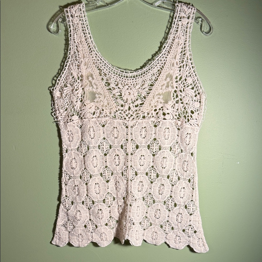 Elegant Cream Lace Sleeveless Top